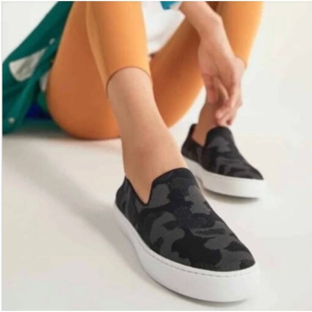 Rothy’s The Original Slip on Sneaker in Camo Grey Black Size 10